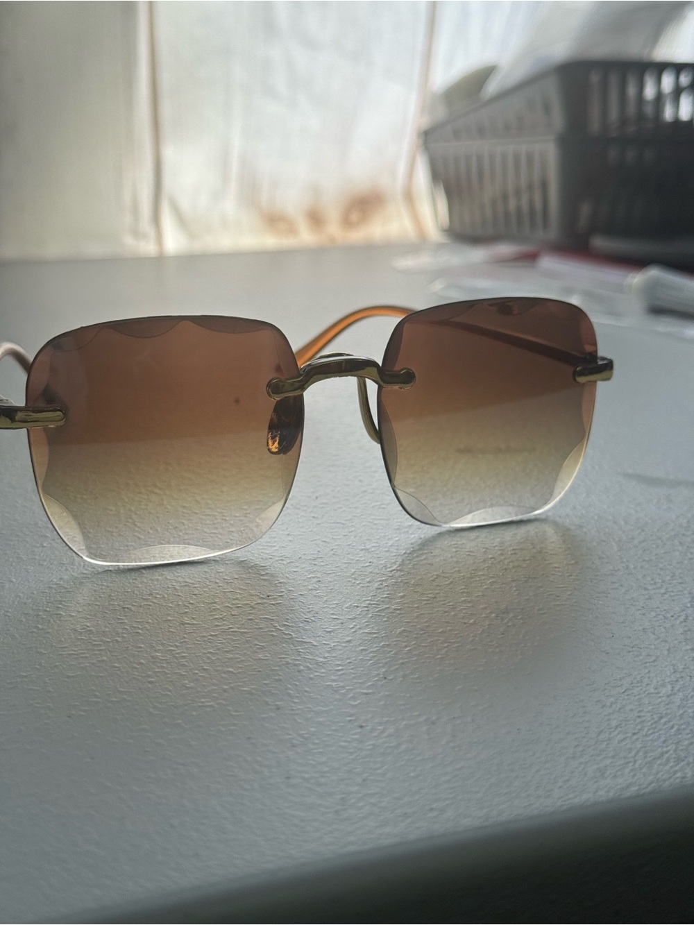 Gradient Rimless Sunglasses (Pick1) - Picture 9 of 9